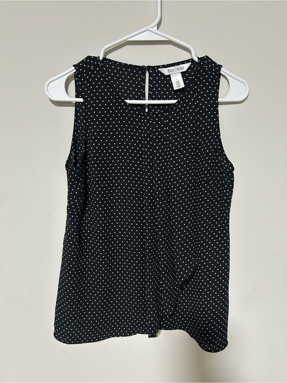 White House Black Market Polka Dot Sleeveless Blouse Black White Size 0 0421